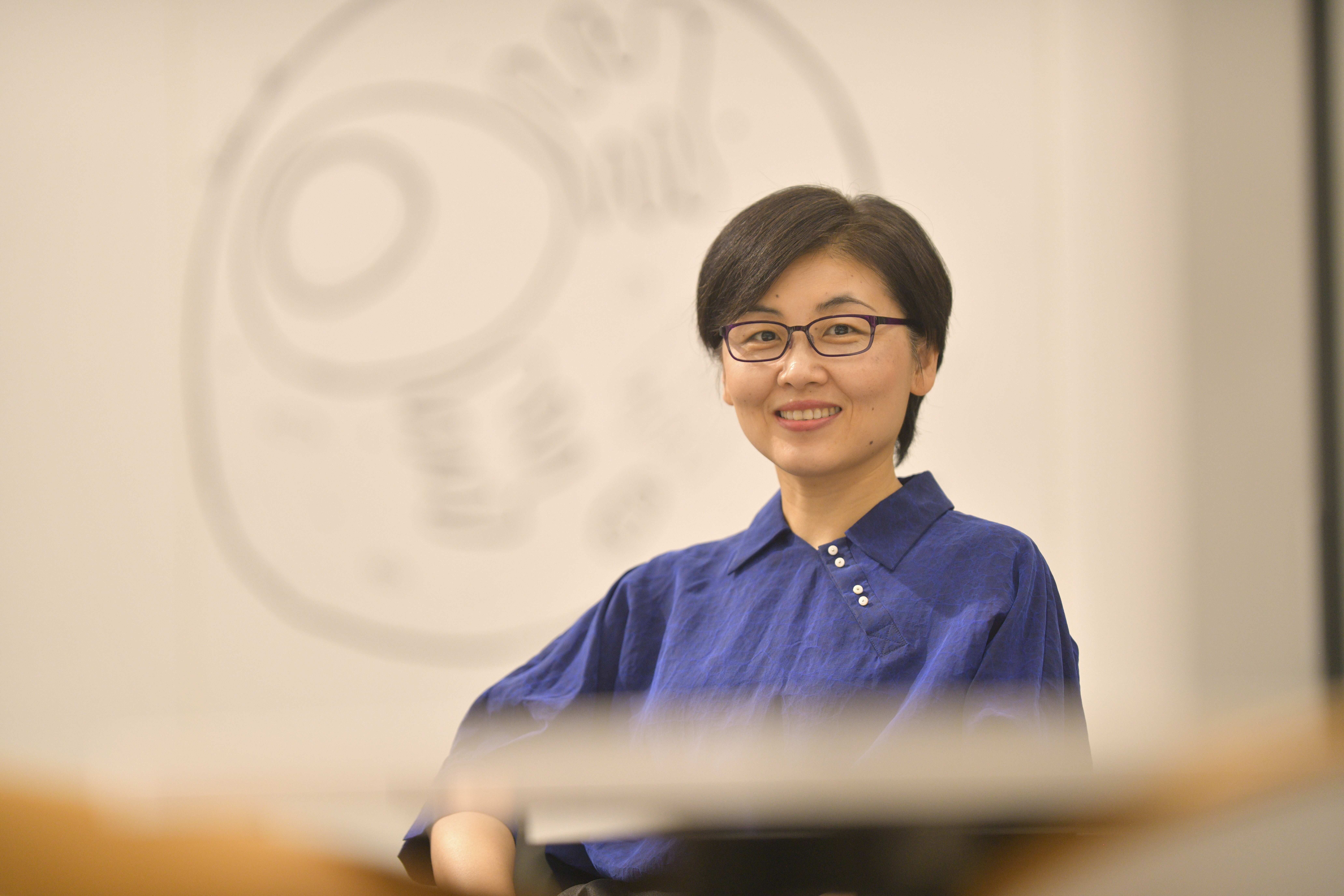 人民日报 | 专访颜宁：揭开“生命暗物质”的神秘面纱