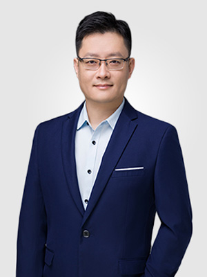 张喆